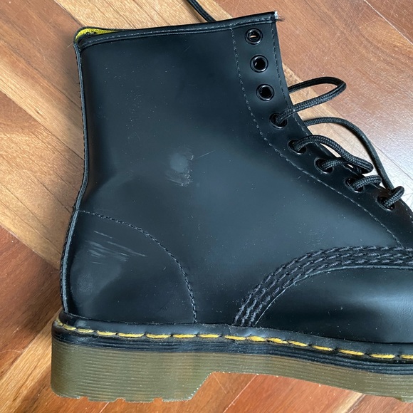 Dr. Martens 1460 Smooth Black Boots US 9 / UK 7 / EU 41 - In Good Condition - Picture 7 of 12